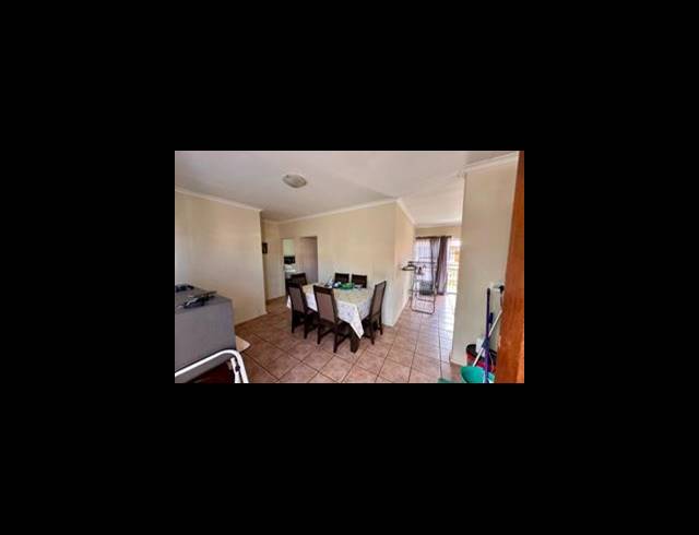 2 BEDROOM TOWNHOUSE FOR SALE IN NINAPARK